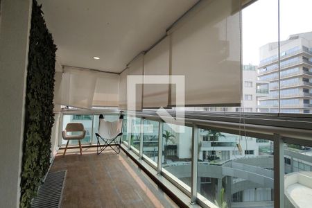 Apartamento à venda com 78m², 2 quartos e 1 vaga Apartamento à venda com 78m², 2 quartos e 1 vagaVaranda da Sala
