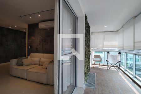 Apartamento à venda com 78m², 2 quartos e 1 vaga Apartamento à venda com 78m², 2 quartos e 1 vagaVaranda da Sala