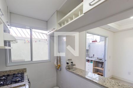 Casa de condomínio para alugar com 80m², 2 quartos e 2 vagasCozinha