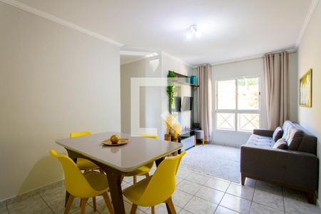 Sala de apartamento à venda com 2 quartos, 50m² em Vila Guarará, Santo André