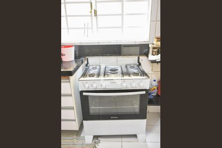 Casa à venda com 200m², 4 quartos e 2 vagasCozinha 