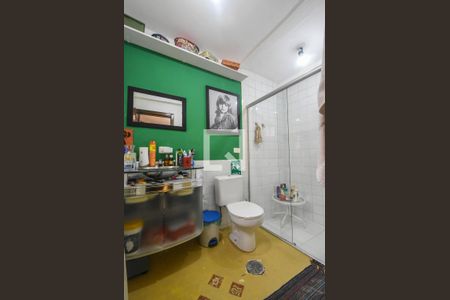 Casa à venda com 200m², 4 quartos e 2 vagasBanheiro Suíte Externa 04