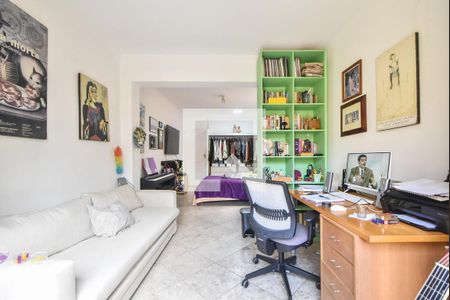 Casa à venda com 200m², 4 quartos e 2 vagasQuarto 01