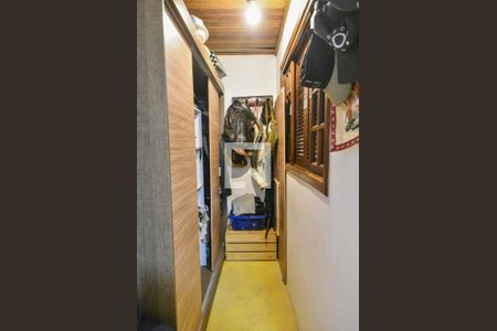 Casa à venda com 200m², 4 quartos e 2 vagasSuíte Externa 04