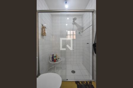 Casa à venda com 200m², 4 quartos e 2 vagasBanheiro Suíte Externa 04