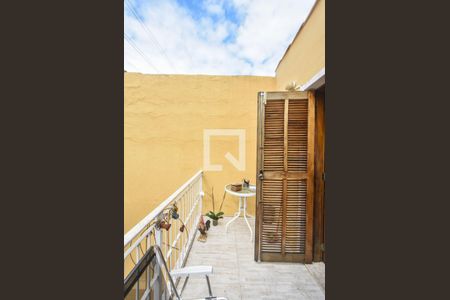 Casa à venda com 200m², 4 quartos e 2 vagasVaranda Quarto 01