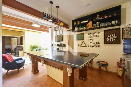 Casa à venda com 200m², 4 quartos e 2 vagasVaranda 