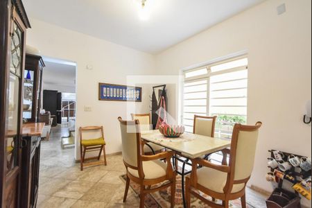 Casa à venda com 200m², 4 quartos e 2 vagasSala de Jantar 