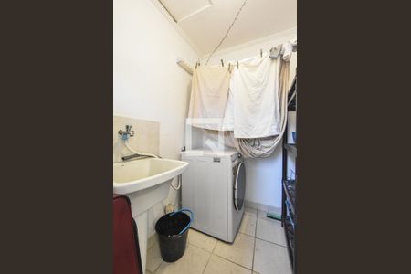 Casa à venda com 200m², 4 quartos e 2 vagasLavanderia 