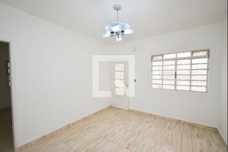 Sala de casa para alugar com 4 quartos, 130m² em Vila Dona Augusta, São Paulo