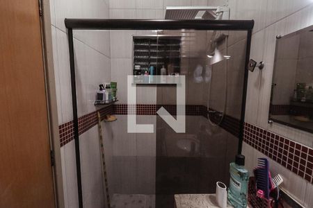 Casa à venda com 320m², 3 quartos e 2 vagasBanheiro suíte