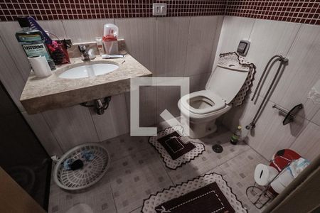 Casa à venda com 320m², 3 quartos e 2 vagasBanheiro suíte