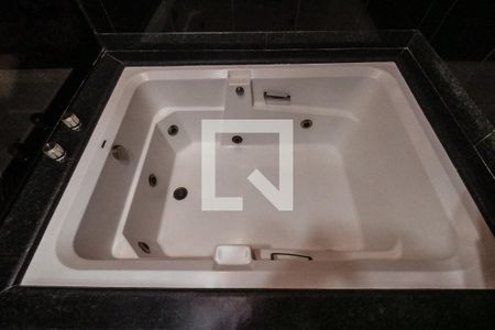 Casa à venda com 320m², 3 quartos e 2 vagasSauna e hidromassagem