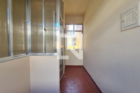 Apartamento à venda com 63m², 2 quartos e sem vagaVaranda entrada