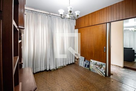 Sala de TV de casa à venda com 4 quartos, 349m² em Jardim da Glória, São Paulo