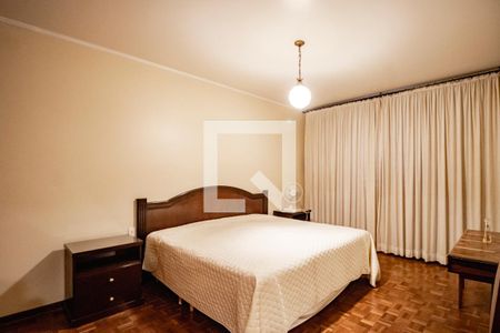 Casa à venda com 349m², 4 quartos e 3 vagasQuarto 04 Suíte Segundo Andar