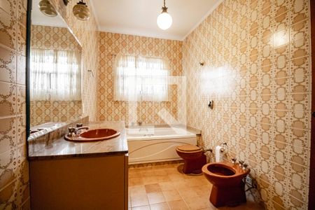 Casa à venda com 349m², 4 quartos e 3 vagasBanheiro 03 da Suíte do Segundo Andar