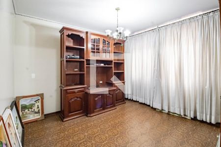 Sala de TV de casa à venda com 4 quartos, 349m² em Jardim da Glória, São Paulo
