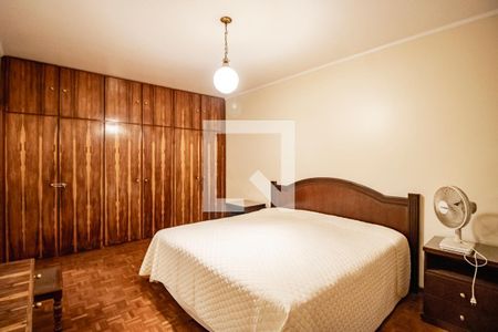 Casa à venda com 349m², 4 quartos e 3 vagasQuarto 04 Suíte Segundo Andar