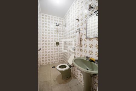 Casa à venda com 349m², 4 quartos e 3 vagasBanheiro de Serviço