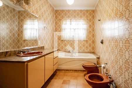 Casa à venda com 349m², 4 quartos e 3 vagasBanheiro 03 da Suíte do Segundo Andar