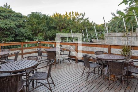 Apartamento à venda com 47m², 2 quartos e 1 vaga Apartamento à venda com 47m², 2 quartos e 1 vagaDeck