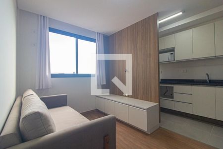 Sala de apartamento para alugar com 1 quarto, 34m² em Centro, Curitiba