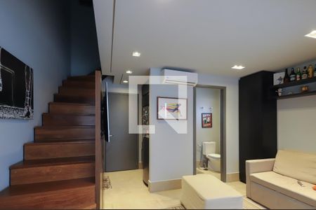 Sala de apartamento para alugar com 1 quarto, 52m² em Vila Olímpia, São Paulo