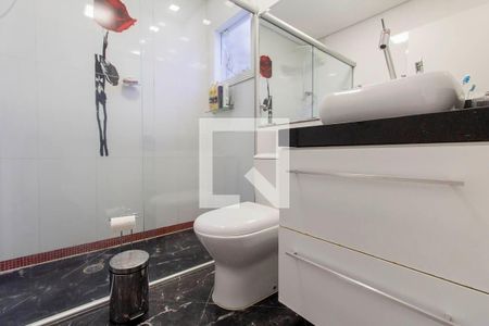 Casa para alugar com 156m², 3 quartos e 5 vagas Casa para alugar com 156m², 3 quartos e 5 vagasBanheiro Suíte 1