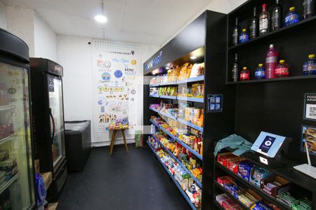 Apartamento para alugar com 32m², 1 quarto e sem vaga Apartamento para alugar com 32m², 1 quarto e sem vaga Área comum / Mercadinho