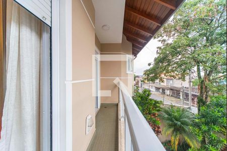 Casa à venda com 313m², 3 quartos e 3 vagasVaranda dos quarto 2 e 3