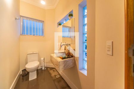 Lavabo de casa à venda com 3 quartos, 313m² em Vila Scarpelli, Santo André
