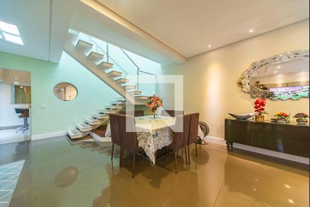 Sala de casa à venda com 3 quartos, 313m² em Vila Scarpelli, Santo André