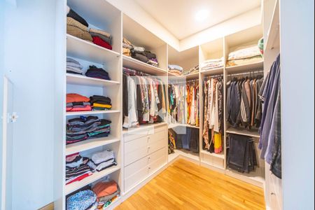 Casa à venda com 313m², 3 quartos e 3 vagasCloset do quarto 3