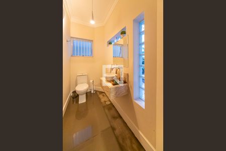 Lavabo de casa à venda com 3 quartos, 313m² em Vila Scarpelli, Santo André