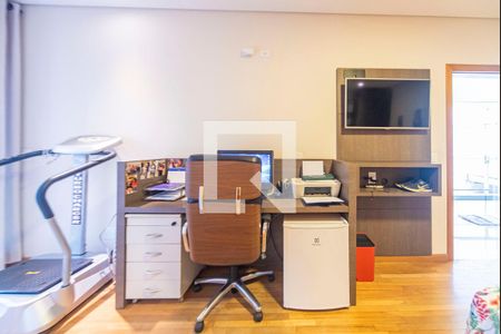 Casa à venda com 313m², 3 quartos e 3 vagasQuarto 2