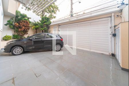 Casa à venda com 313m², 3 quartos e 3 vagasGaragem