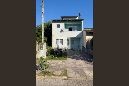 Casa à venda com 164m², 3 quartos e 2 vagasFachada