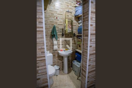 Casa à venda com 120m², 2 quartos e 4 vagasBanheiro