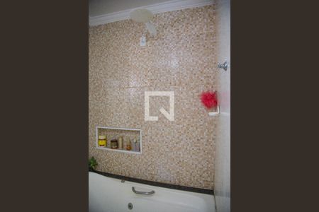 Banheiro de casa à venda com 2 quartos, 120m² em Jardim Roberto, Osasco