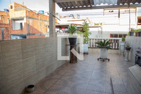 Casa à venda com 120m², 2 quartos e 4 vagasÁrea Comum