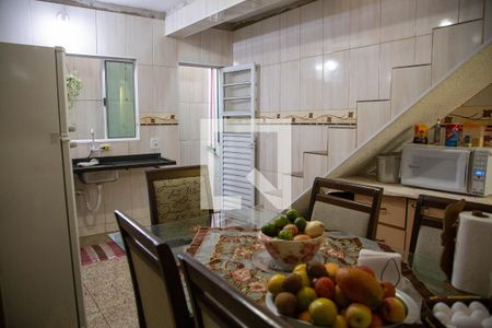 Casa à venda com 120m², 2 quartos e 4 vagasCozinha