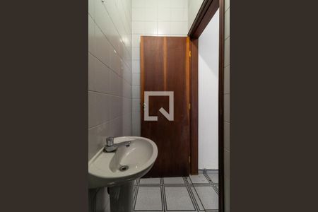 Casa para alugar com 100m², 3 quartos e sem vaga Casa para alugar com 100m², 3 quartos e sem vagaBanheiro de serviço