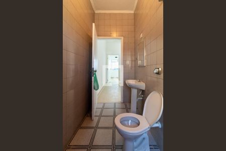 Casa para alugar com 100m², 3 quartos e sem vaga Casa para alugar com 100m², 3 quartos e sem vagaBanheiro