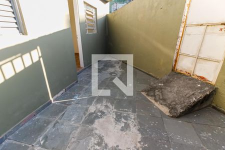 Casa à venda com 65m², 2 quartos e sem vagaQuintal