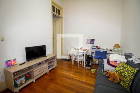 Imóvel 1: Sala de casa à venda com 2 quartos, 87m² em Cidade Nova, Rio de Janeiro