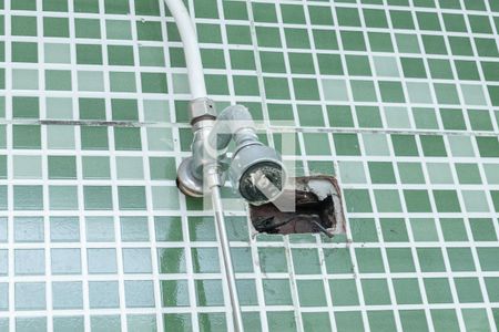 Casa à venda com 154m², 3 quartos e 3 vagas Casa à venda com 154m², 3 quartos e 3 vagasBanheiro 2