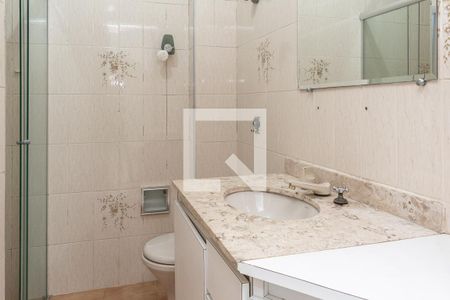 Casa à venda com 154m², 3 quartos e 3 vagas Casa à venda com 154m², 3 quartos e 3 vagasBanheiro da Suíte