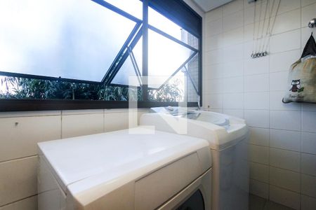 Apartamento à venda com 93m², 3 quartos e 3 vagasArea de serviço