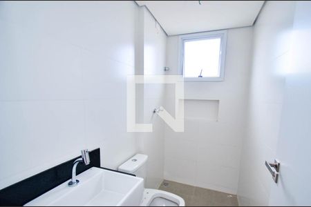 Apartamento à venda com 64m², 2 quartos e 2 vagasBanheiro social
